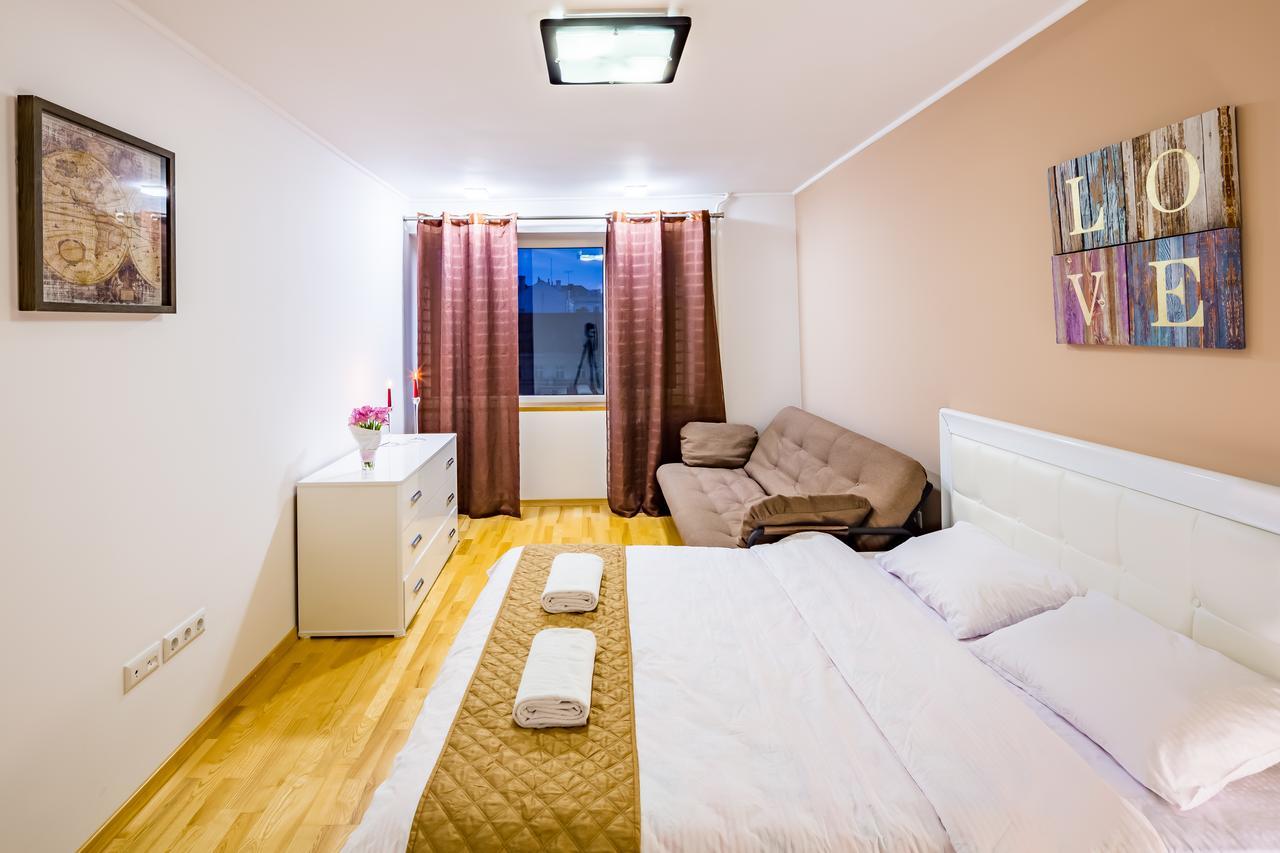 Bv Apartments Svobodu Avenue Lviv Dış mekan fotoğraf