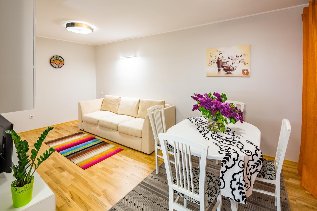 Bv Apartments Svobodu Avenue Lviv Dış mekan fotoğraf